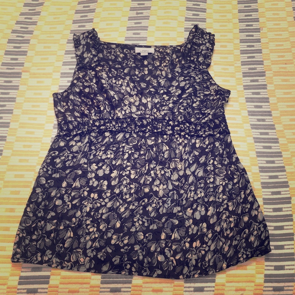 Dressy v-neck top.